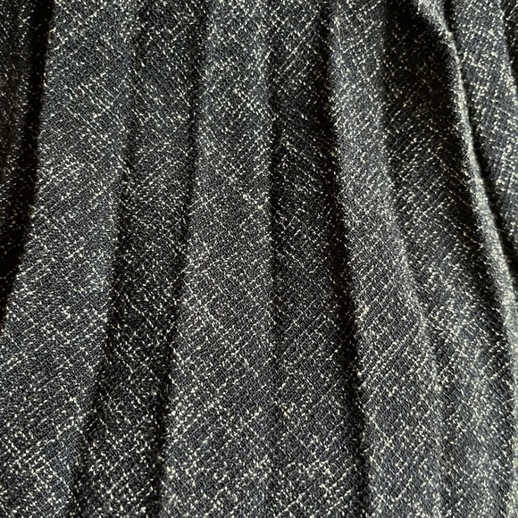 Zara navy tweed pleated skirt - Small - Picture 4 of 4